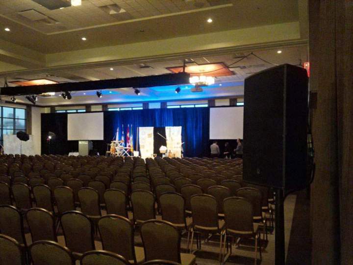 Location de projecteur, Brossard